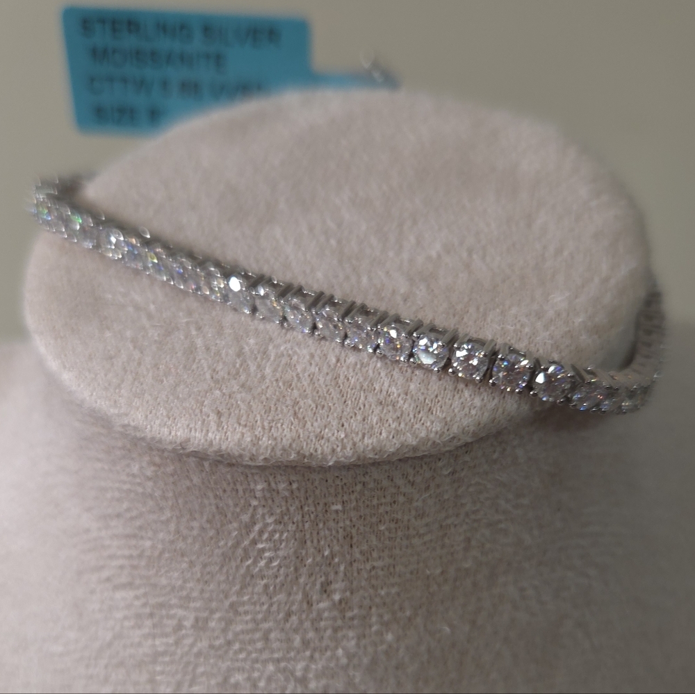 Moissanite Silver Crystal Tennis Bracelet - Elegant Clear Stones